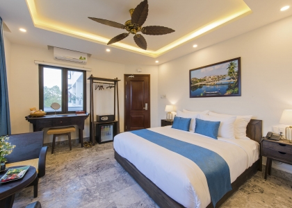 Marble Premium River View Rooms